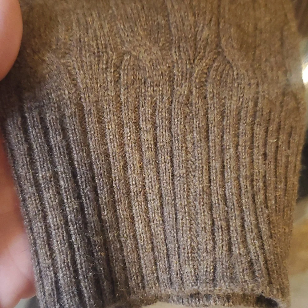Tweeds 100% Cashmere Sweater SZ M Brown Pullover V-nBrown Cable Knit Sweater - Picture 3 of 7